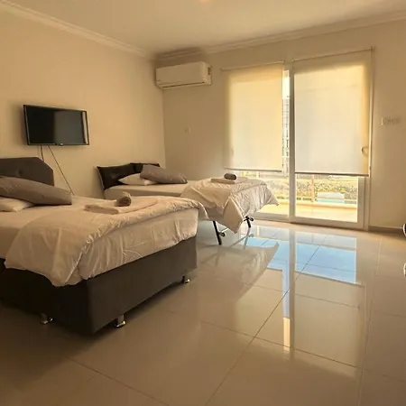 Spacious Studio In A Complex With A Swimming Pool Royal Sun 40 By Myguest Cyprus Iskele District  Exterior photo